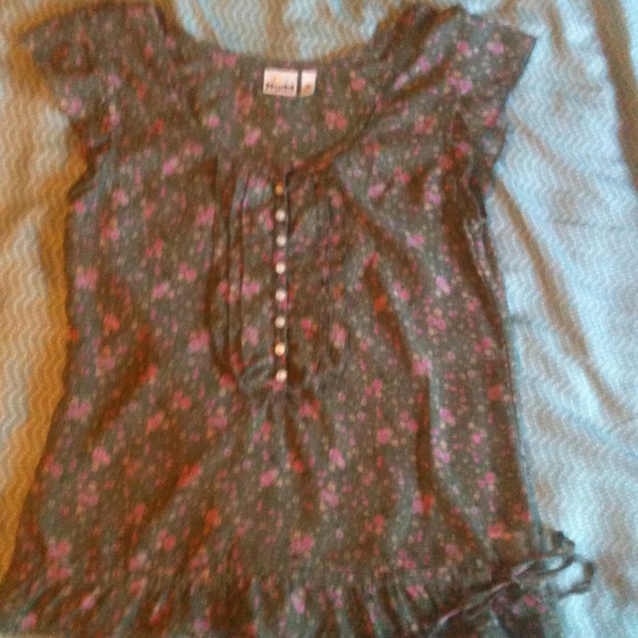 BUNDLE! 3 shirts and coach purse!