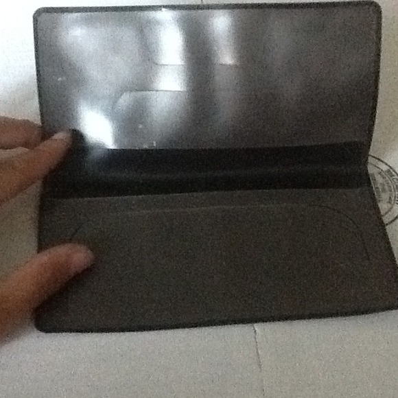 Bulls check book cover - Picture 2 of 3