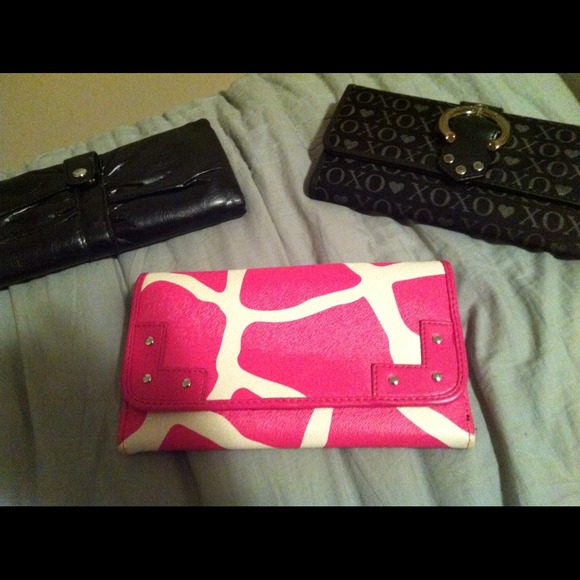 Wallet lot+lg top bundle. ❌reserved@dscott525❌