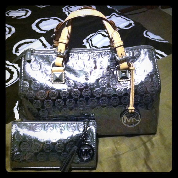 ❌SOLD❌Authentic Michael Kors Bundle