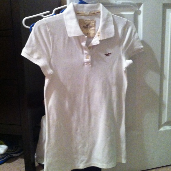 White Abercrombie and Fitch polo shirt