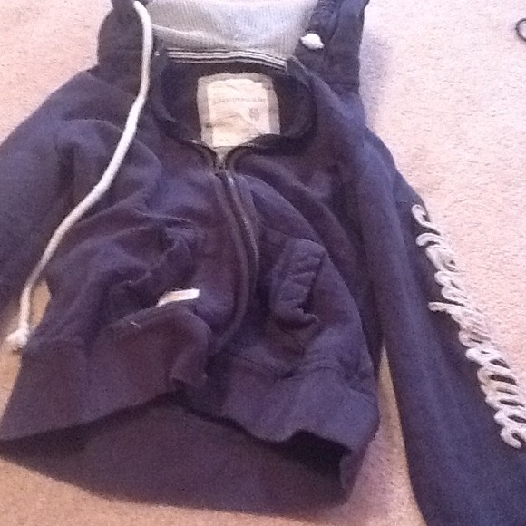 Aeropostale sweatshirt