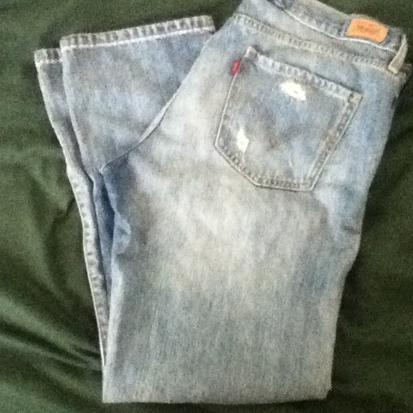 Levi boyfriend jeans+forever 21 top