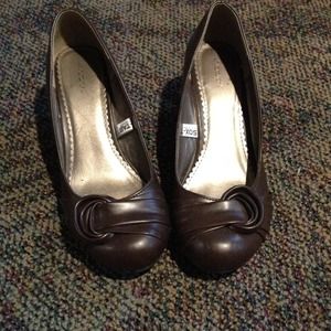 👩Brown wedge shoe