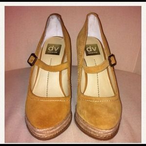 ✂Reduced✂Dolce Vita Mary Jane wedges. Sz 7