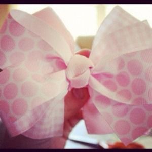 Hair bows! Fullest around!