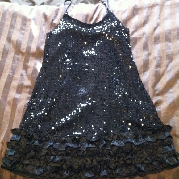 LBD - Picture 2 of 2