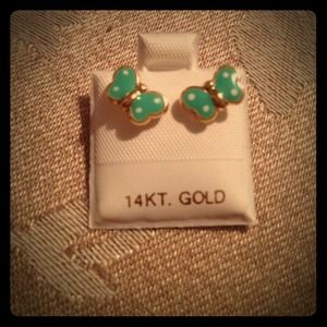 New! Beautiful butterfly earrings!