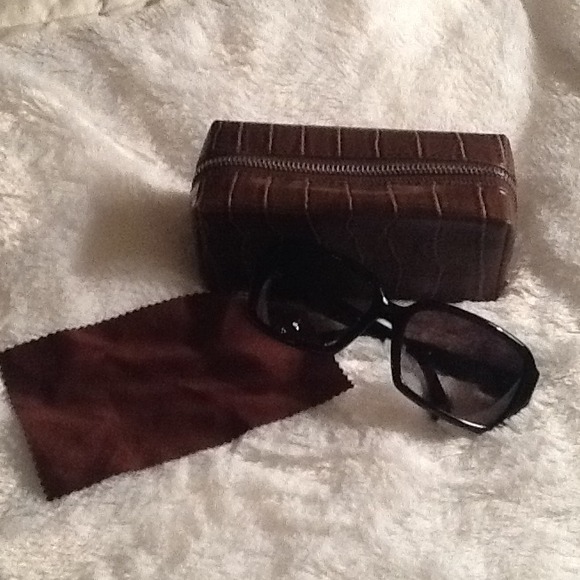 Traded w @missa Michael Kors Sunglasses