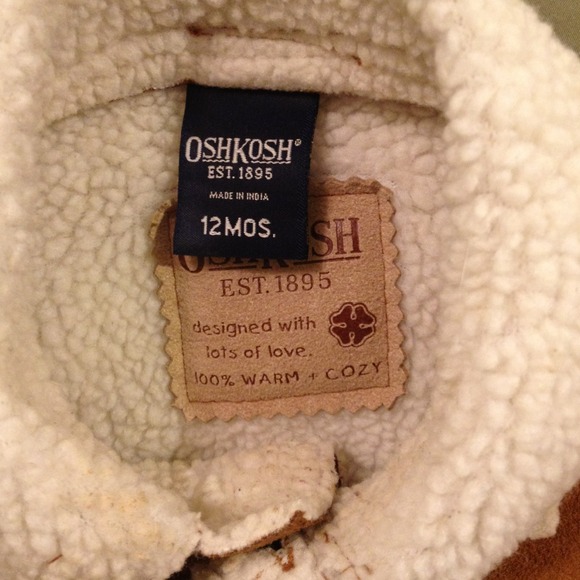 💥Reduced💥Super adorable & soft OshKosh jacket. - Picture 3 of 3