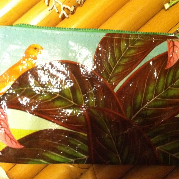 Bundle - Picture 3 of 4