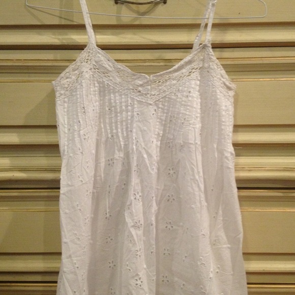 Forever 21 white tank