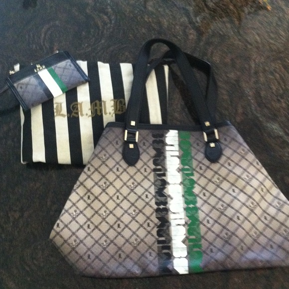 ❌SALE❌100% auth. NEW L.A.M.B handbag - Picture 2 of 4