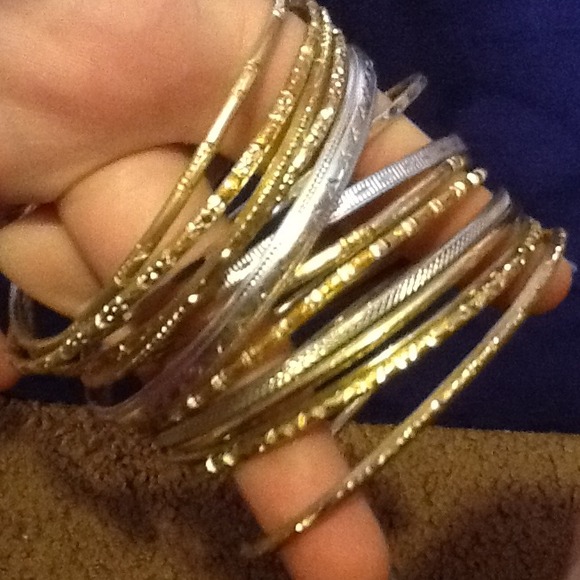 Bangles - Picture 1 of 2