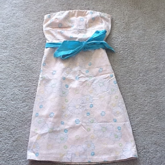 Strapless dress