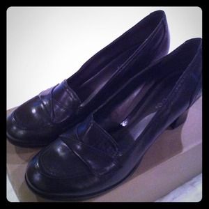 SALE!! 👠 New  2 in heel Black Dress shoes👠