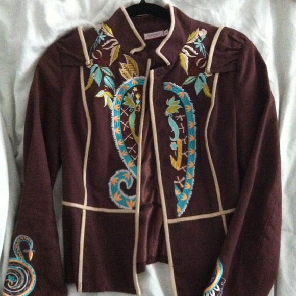 Stunning Max & Co purple embroidered blazer