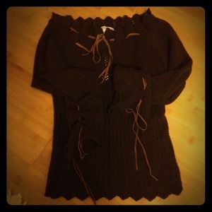 NWOT Vertigo Sweater