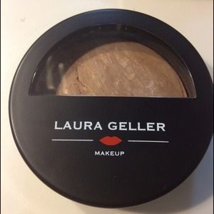 💢SOLD💢 Laura Geller Baked Foundation