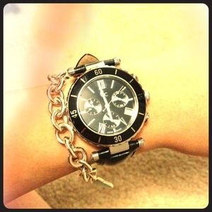 ✨Authentic Guess Watch