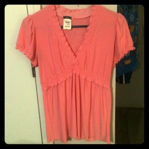 Silky feeling pink v-neck shirt