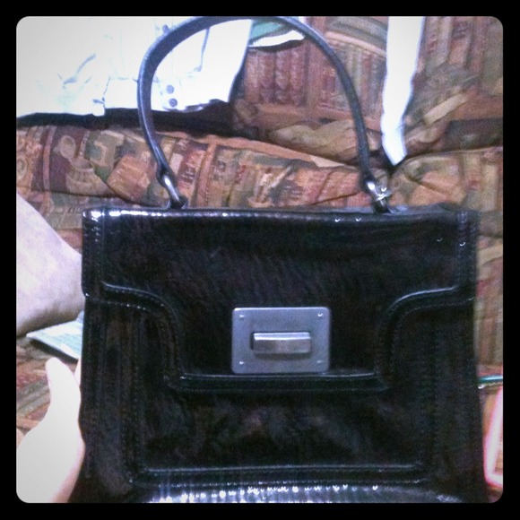 🌟Vera Wang🌟Black iridescent pocketbook 💜💜