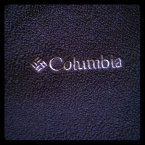 ❌SOLD❗Black Columbia Zip-Up