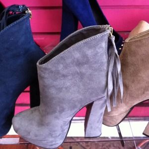 Boots - • Jacky' Booties • Boots - • Jacky' Booties •