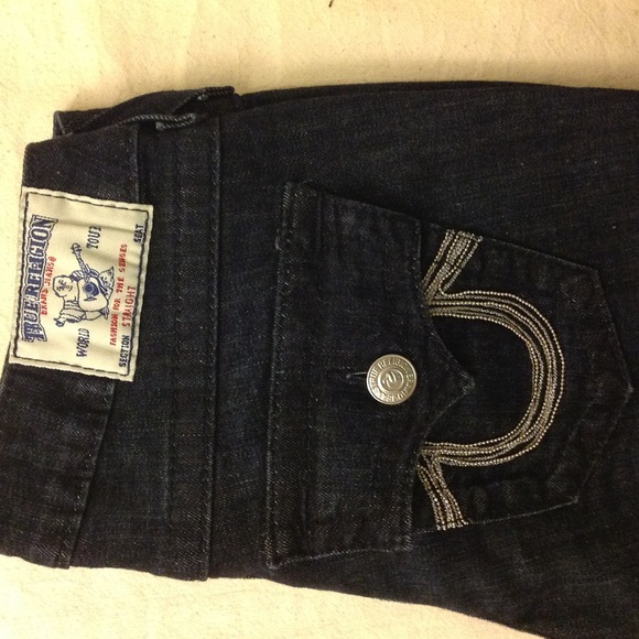 True Religion Straight Leg; Size 27 - Picture 3 of 4