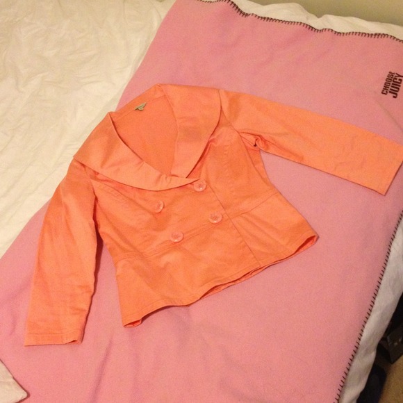 Spring Blazer - Picture 2 of 2