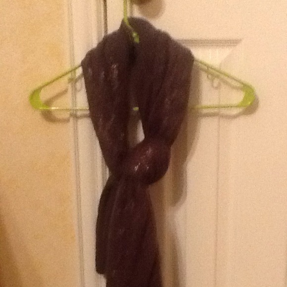 Simply Vera -Vera Wang Grey scarf