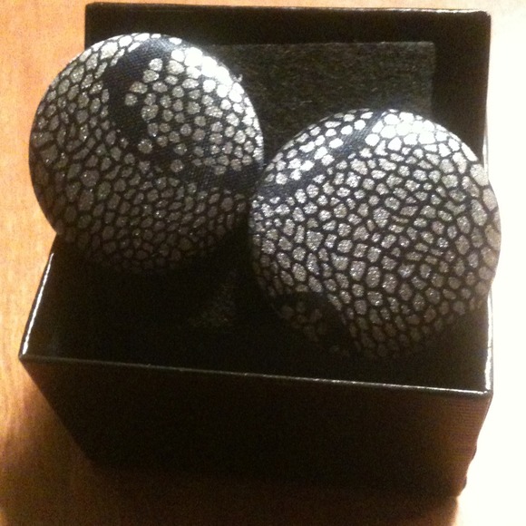 Black n Silver Soft Material!!