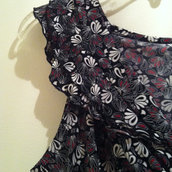 Cute slimming top - Picture 3 of 4