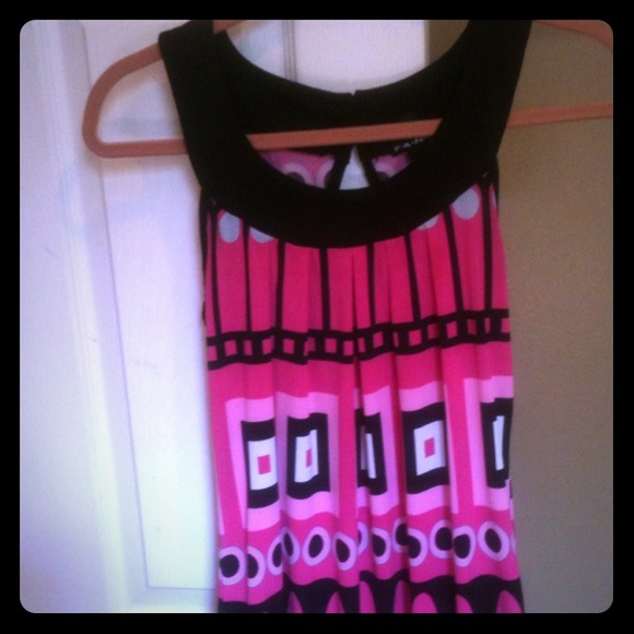 Hot pink/black/silver geometric print top