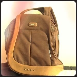 Tumi messenger bag