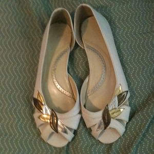 BUNDLE-flats, wedges, and bracelets