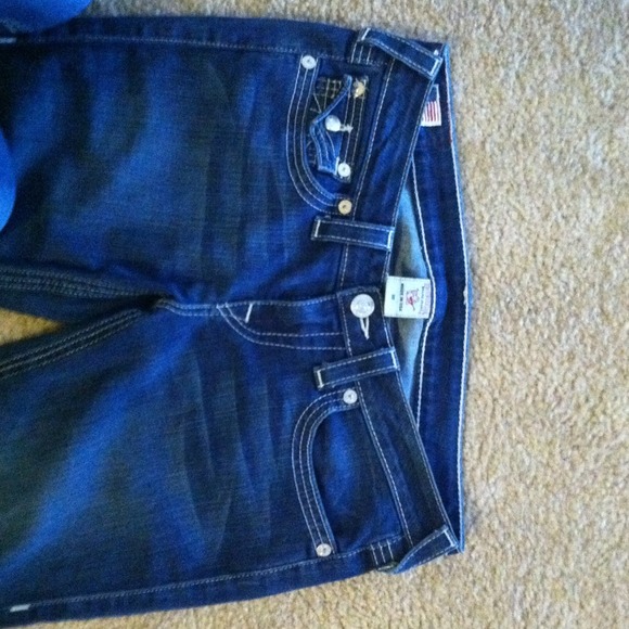 Sold - Picture 2 of 4