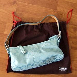 Auth COACH signature hand bag Auth COACH signature hand bag
