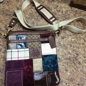 Authentic coach crossbody bag👍