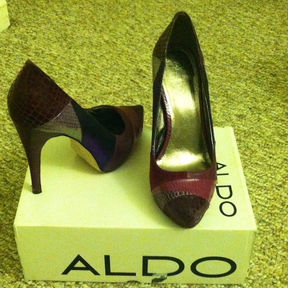 Aldo Augustave Pumps - Picture 1 of 3