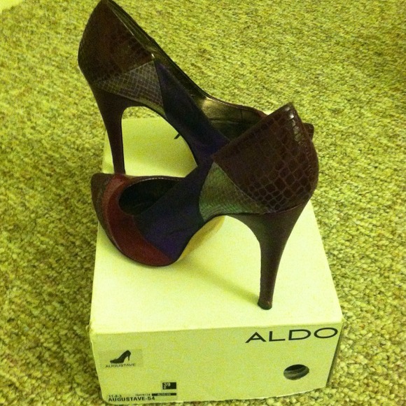 Aldo Augustave Pumps - Picture 2 of 3