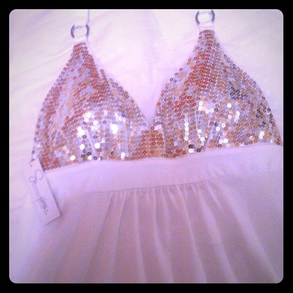 Victoria's Secret Tops - Victoria Secret sequin halter top-new with tags
