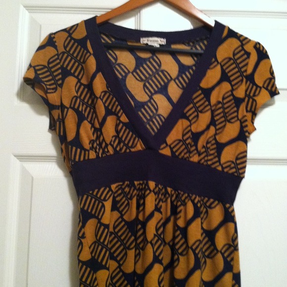 Blue/Mustard colors Top