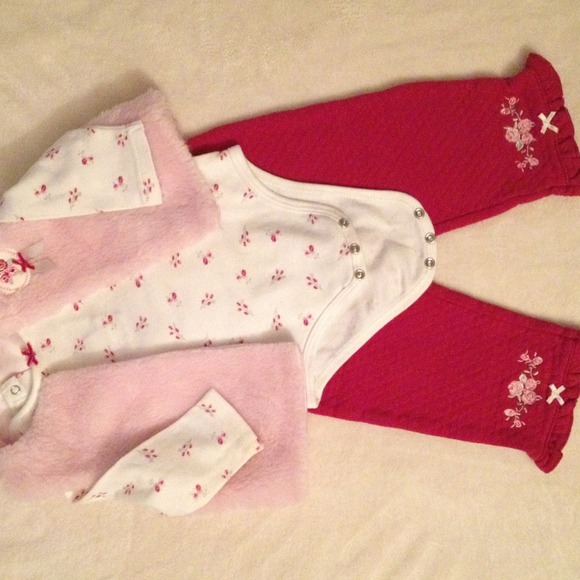 ✋Resv Cheryl✋🌺LittleMe 12mos. Set🌺