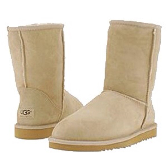 ❌SOLD!❌Sand uggs