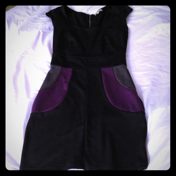 Dresses & Skirts - RESERVED Little black dress