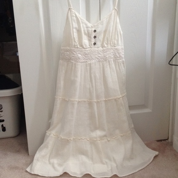 Sold - Picture 1 of 3