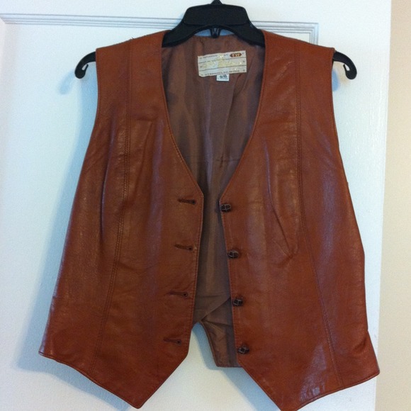 Sold in bundle! Vintage leather vest, light brown.