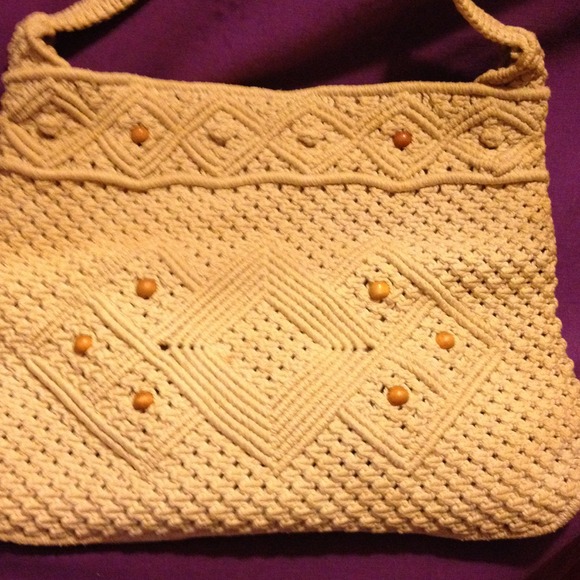 VINTAGE MACRAME PURSE - Picture 2 of 3