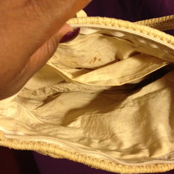 VINTAGE MACRAME PURSE - Picture 3 of 3